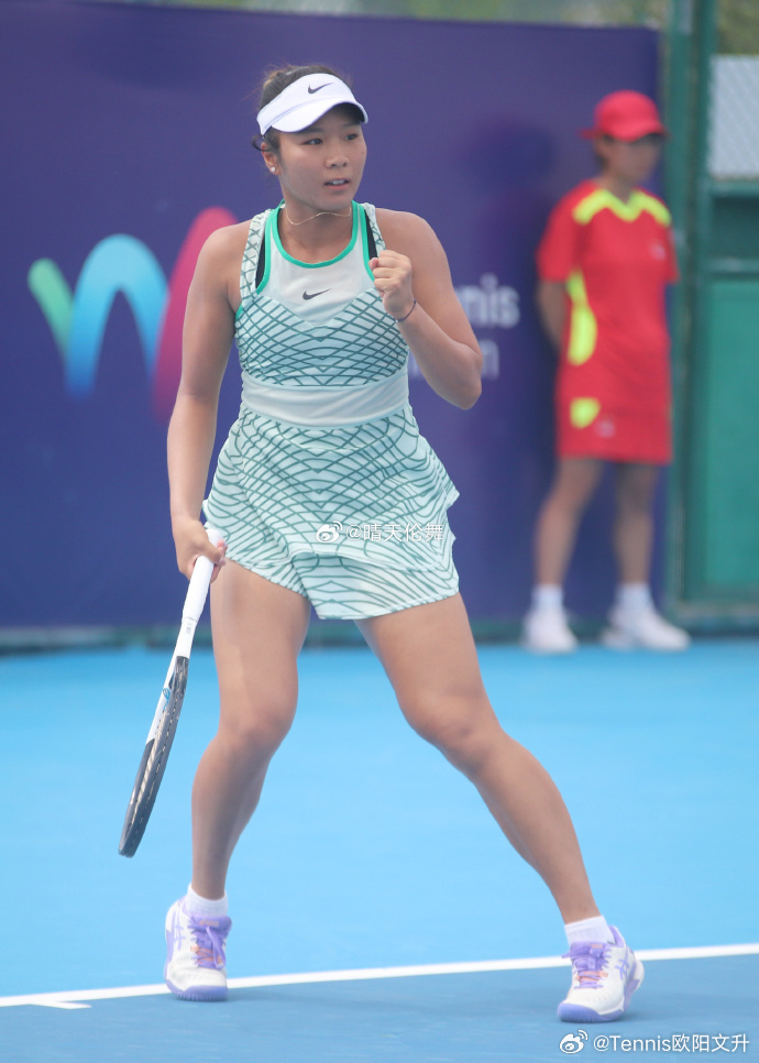 🔵W50布里斯班女单资格赛决胜轮✅🇨🇳袁程依依6-3/7-5 🇦🇺麦克