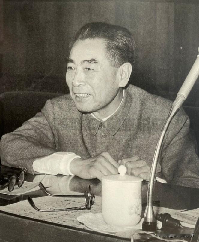 🌺🙏敬爱的周总理，致敬您的严谨作风，恪守您的认真态度！“天下大事，必作于细；