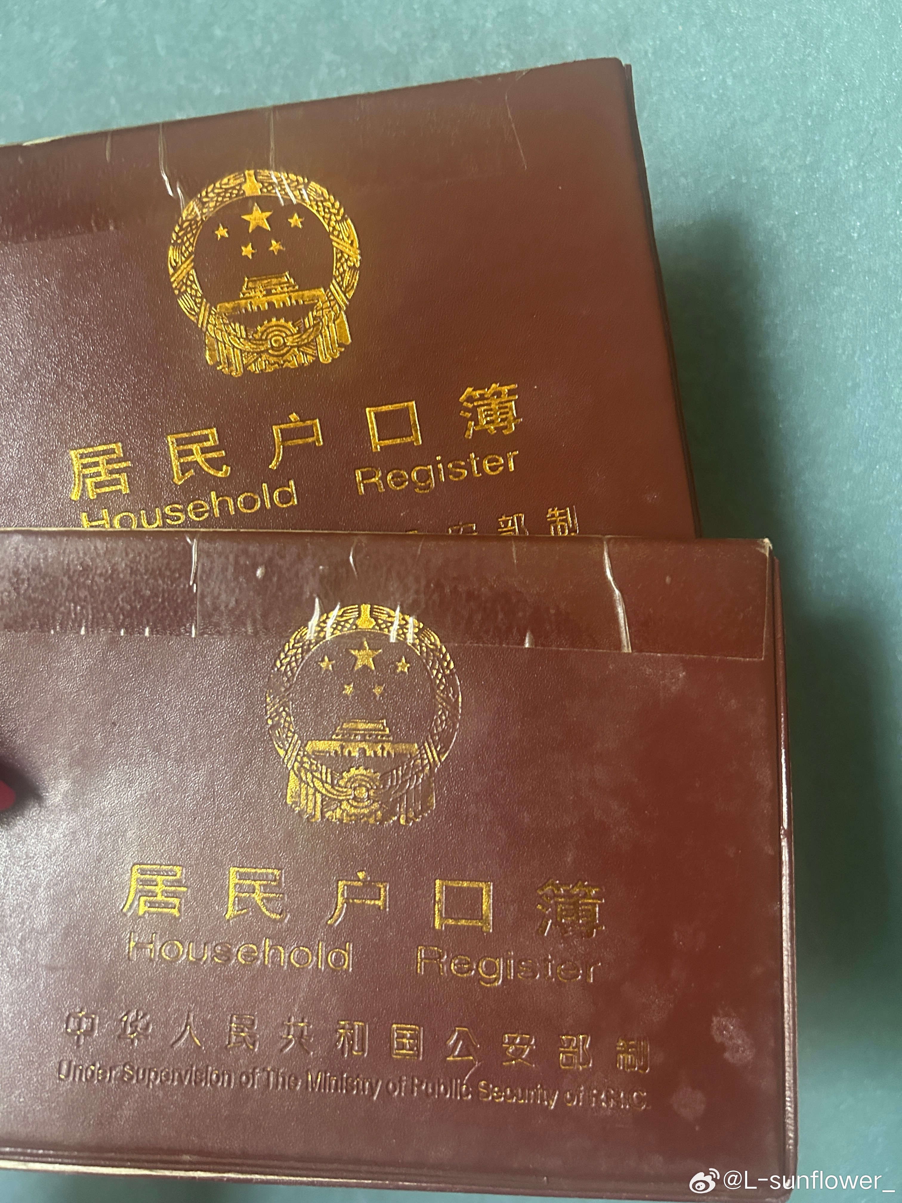 今天下午儿子小升初考试。昨天接到学校通知班级几个优秀生今天上午去初中部报道。要这