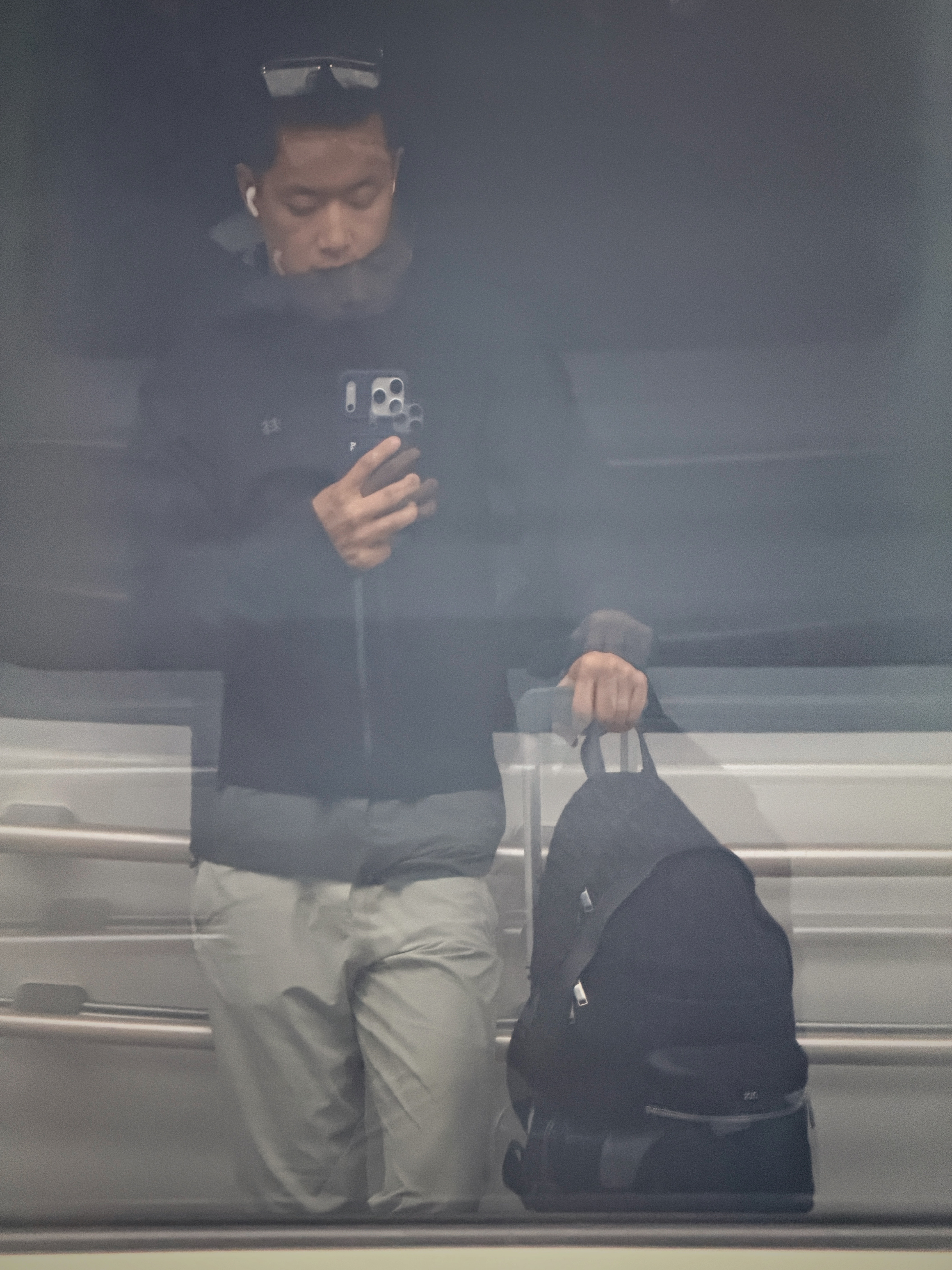 下了飞机就是冲🛬，专门约的燃油滴滴，中间真没时间充电[并不简单] 欣哲频道  