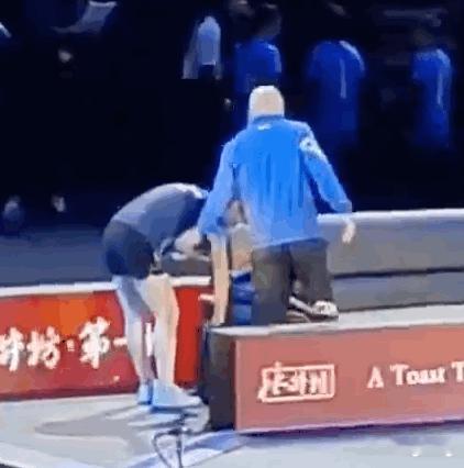 别再营销人品了，王曼昱有这玩意嘛？五年私教毛巾一扫主管教练弃之敝履团体比赛老脸一