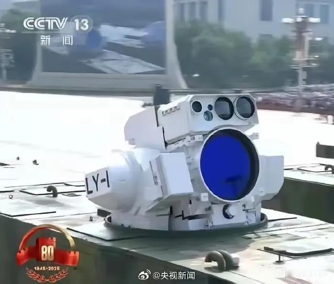 阅兵结束，最尴尬的估计就是印度！

因为在几个月以前，把印度空军打的屁滚尿流的歼