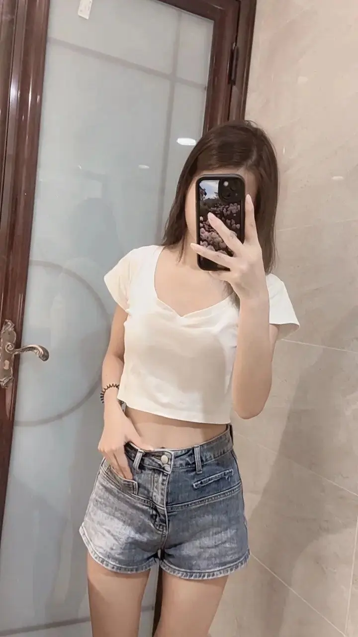 看我不爽很正常 看我爽还了得