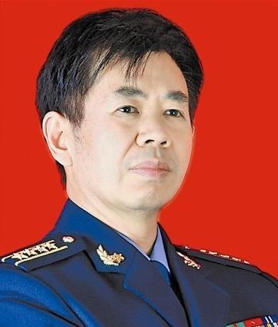 军事专家戴旭曾经说过一段话，原话我记不太清全部了，但大意是：中国的军舰拦截美国军