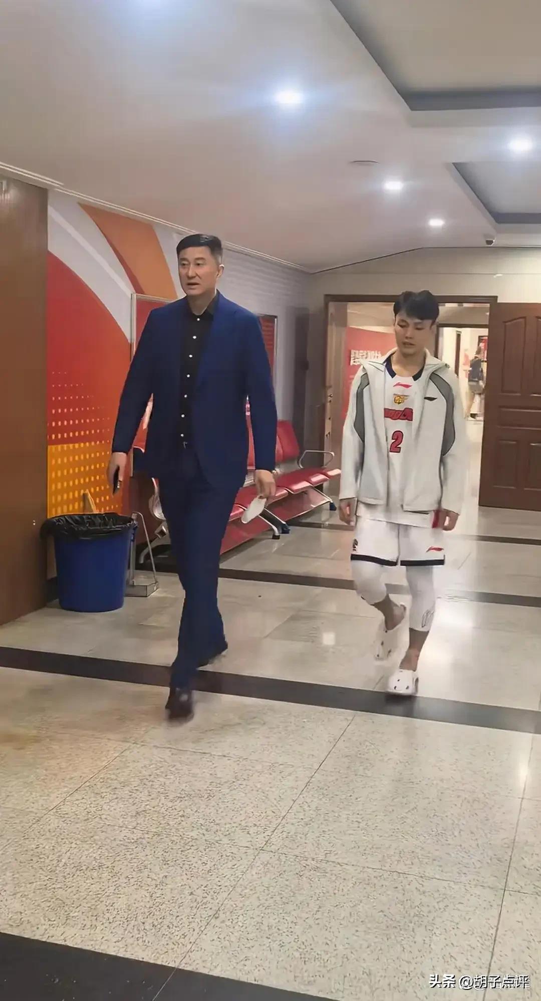 广东将帅矛盾暴发，杜峰续约遇困难，老板陈海涛至今没有邀请杜峰说合同续约之事，管理