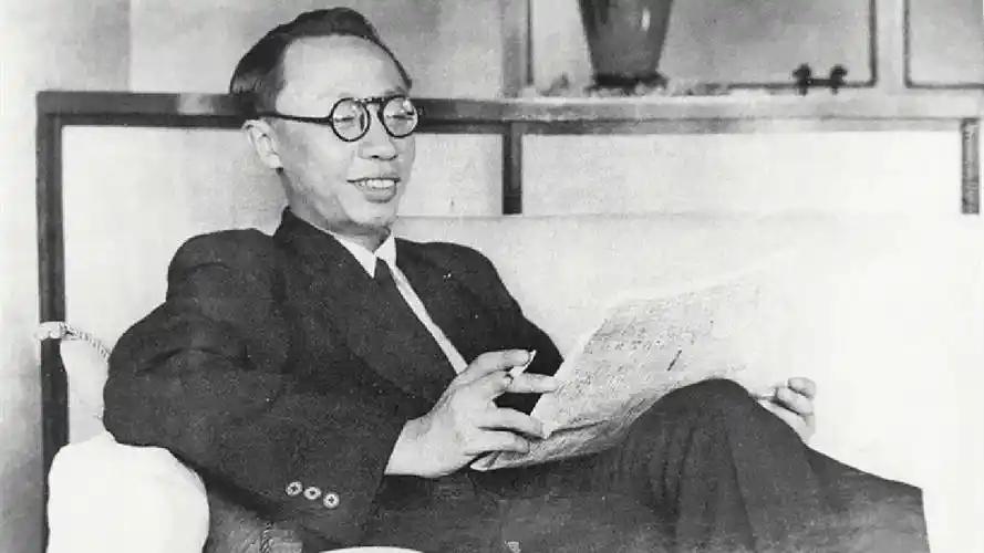 溥仪的临终时刻：腹胀如鼓，不断哀求医生救他，不见一个人不闭眼

1967年10月