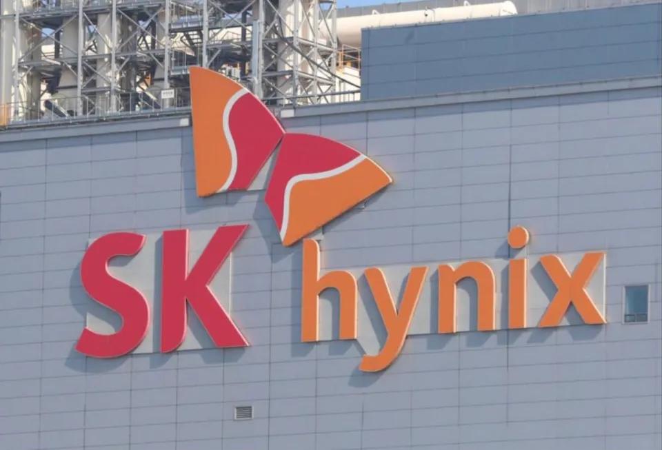 8月10日，SK海力士针对“拟出售重庆工厂”的传闻发布公告：公司正在研究多种提升