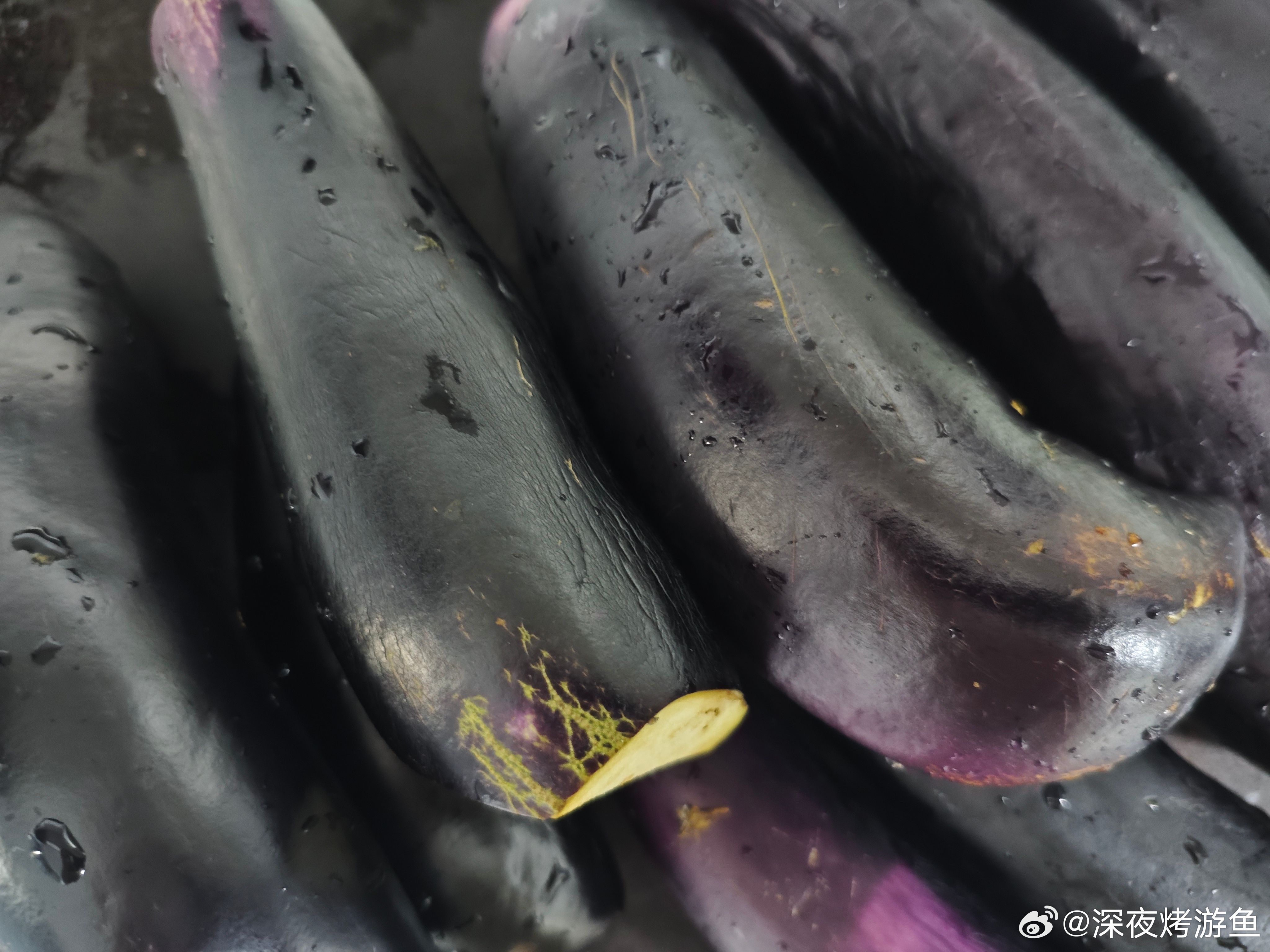 今天吃柿子🍅，茄子🍆处理后变成冬季蔬菜 