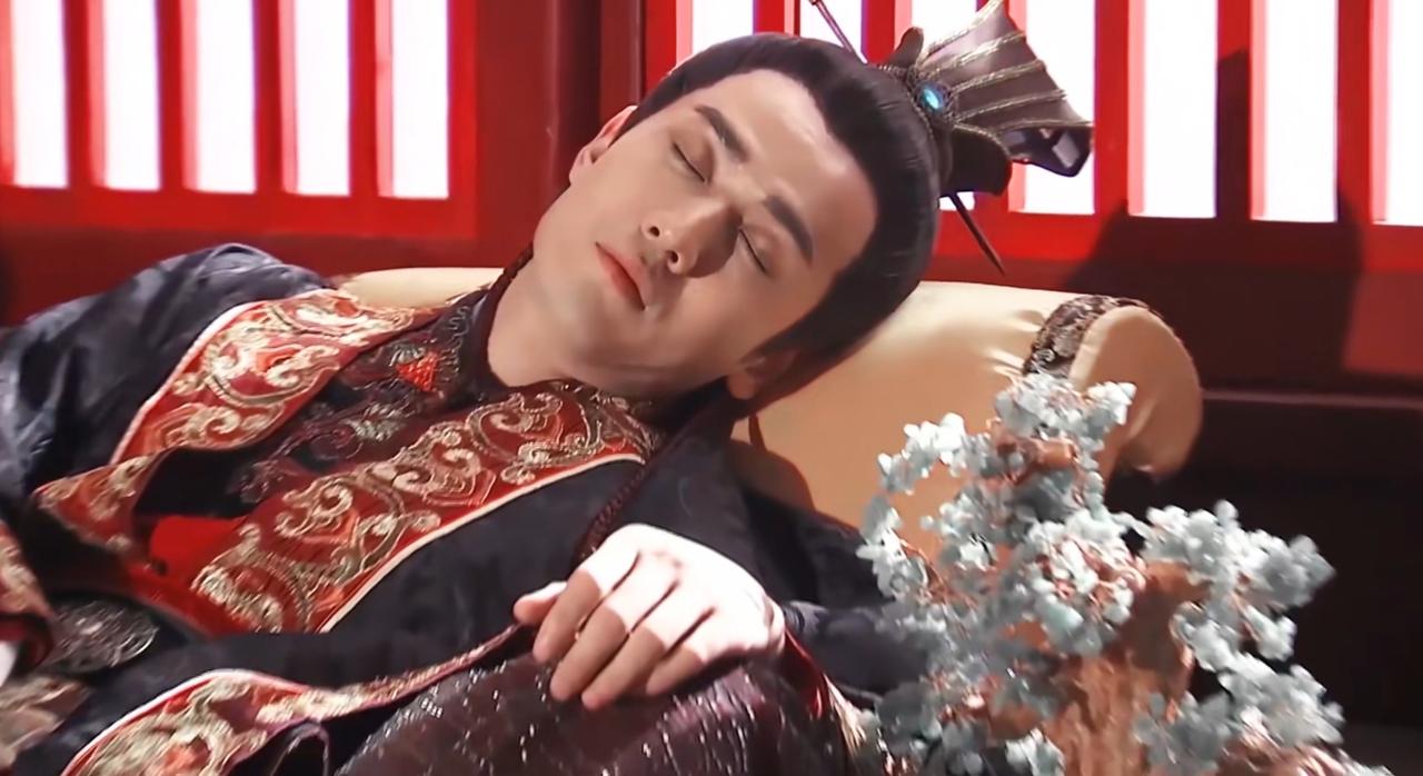 寿王长这样，难怪杨玉环要夜夜泡华清池，动不动还要来个贵妃醉酒了！

人家是少年夫