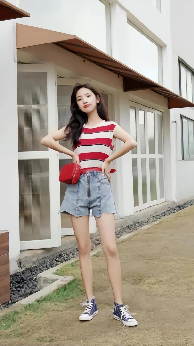 学习章若楠吃饭拍照姿势章若楠章若楠章若楠