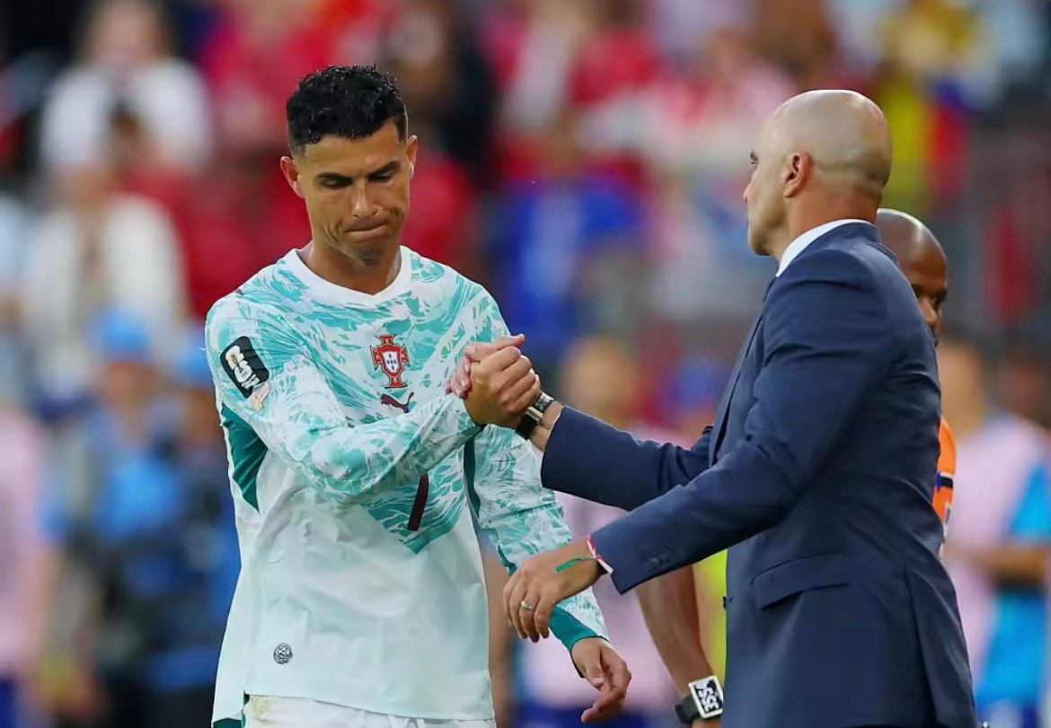2026世界杯1/8决赛，葡萄牙不敌西班牙无缘8强，41岁的C罗至此结束自己的世