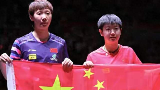 王曼昱丢的那一分！世界第一首秀1-3输朱雨玲，孙颖莎两盘3-0兜底