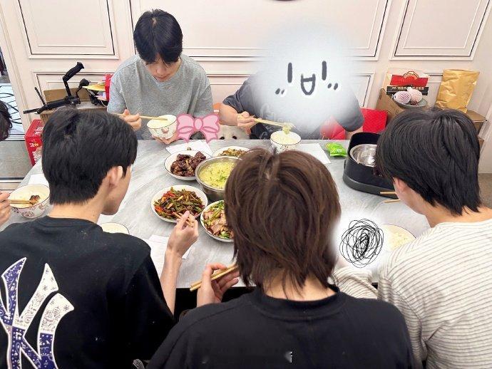 新同学做客喽和平精英职业联赛 2026pel