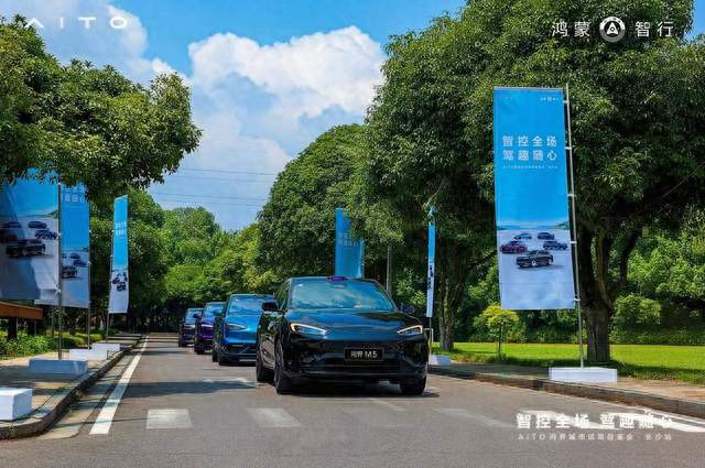 销量火、口碑好、研发猛——问界的"三驾马车"