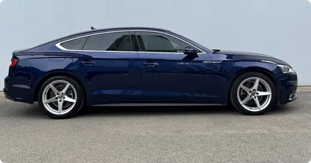 a5 sportback vs 上汽 a5L，目测老款后备箱更大？老款为啥没火？
