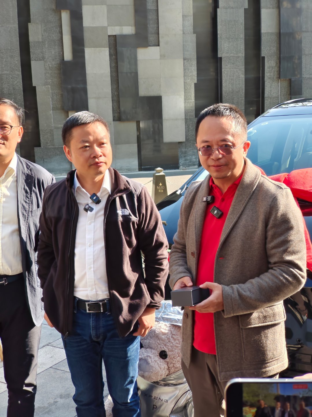#周鸿祎喜提小鹏X9##新浪新闻探索大会#视频还在剪但是这算见证一次最热闹的X9