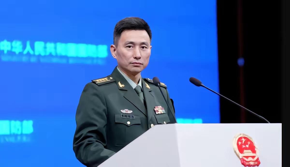 谁能想到，一向把美国当亲爹供着的台当局，这回居然硬气地指着美军火商的鼻子骂娘了？