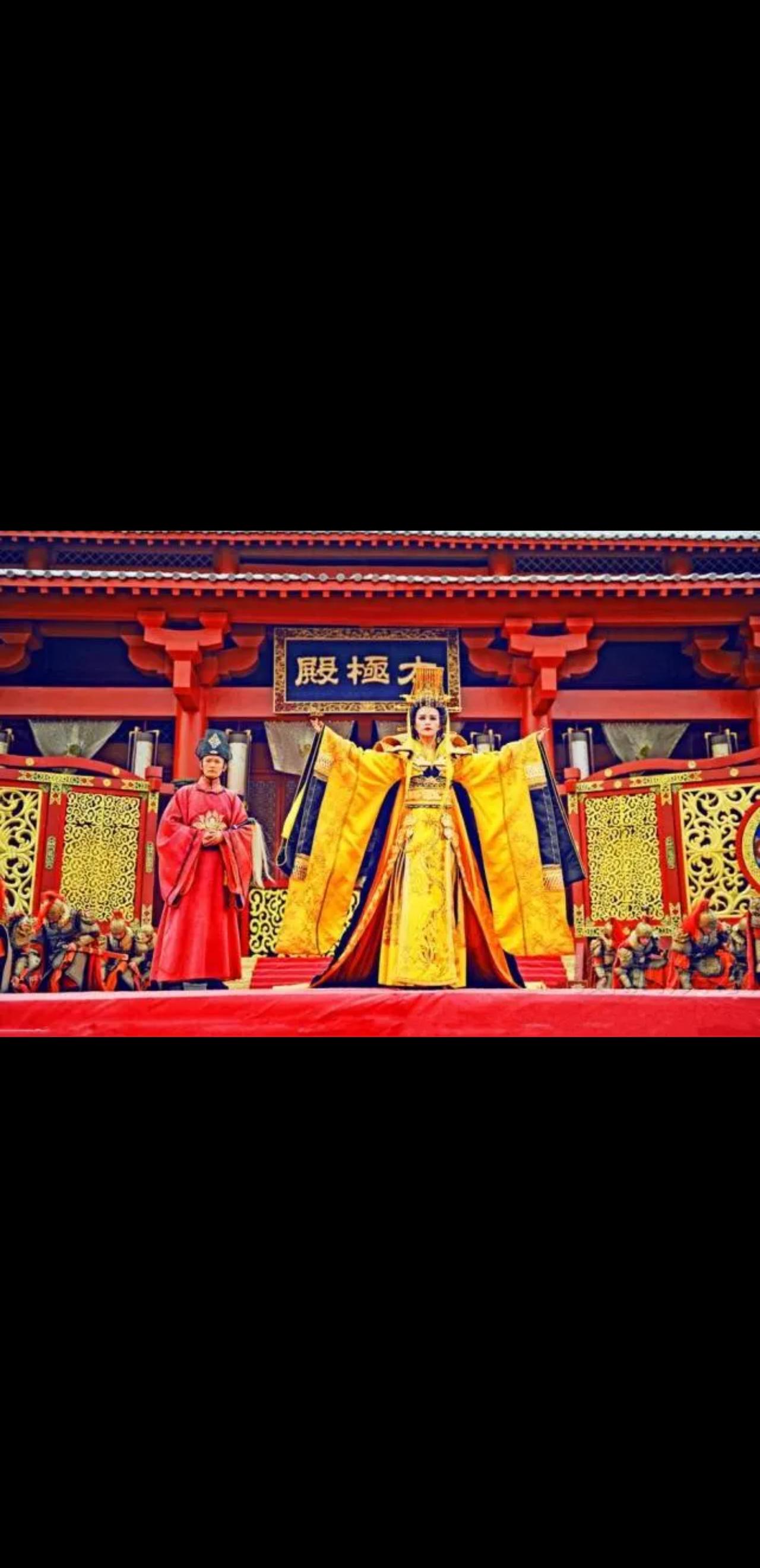 [烟花]武则天[烟花]
逆天传奇贯一身，
嫁帝育帝梦峥嵘。
逐尊九五成女皇，
…