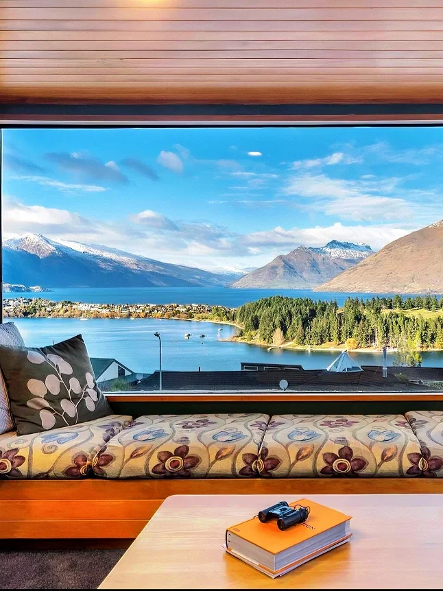 新西兰🇳🇿在皇后镇住到了推门惊艳的民宿！