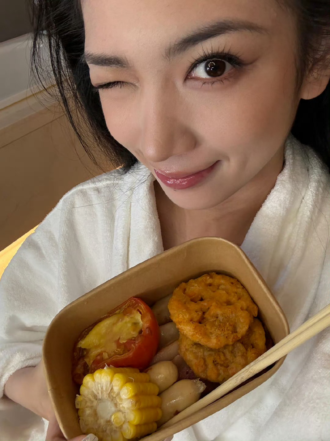 娃娃看到你假期过的真的很开心，代露娃以后一直快乐下去吧！我们一起努力！！ ​​​