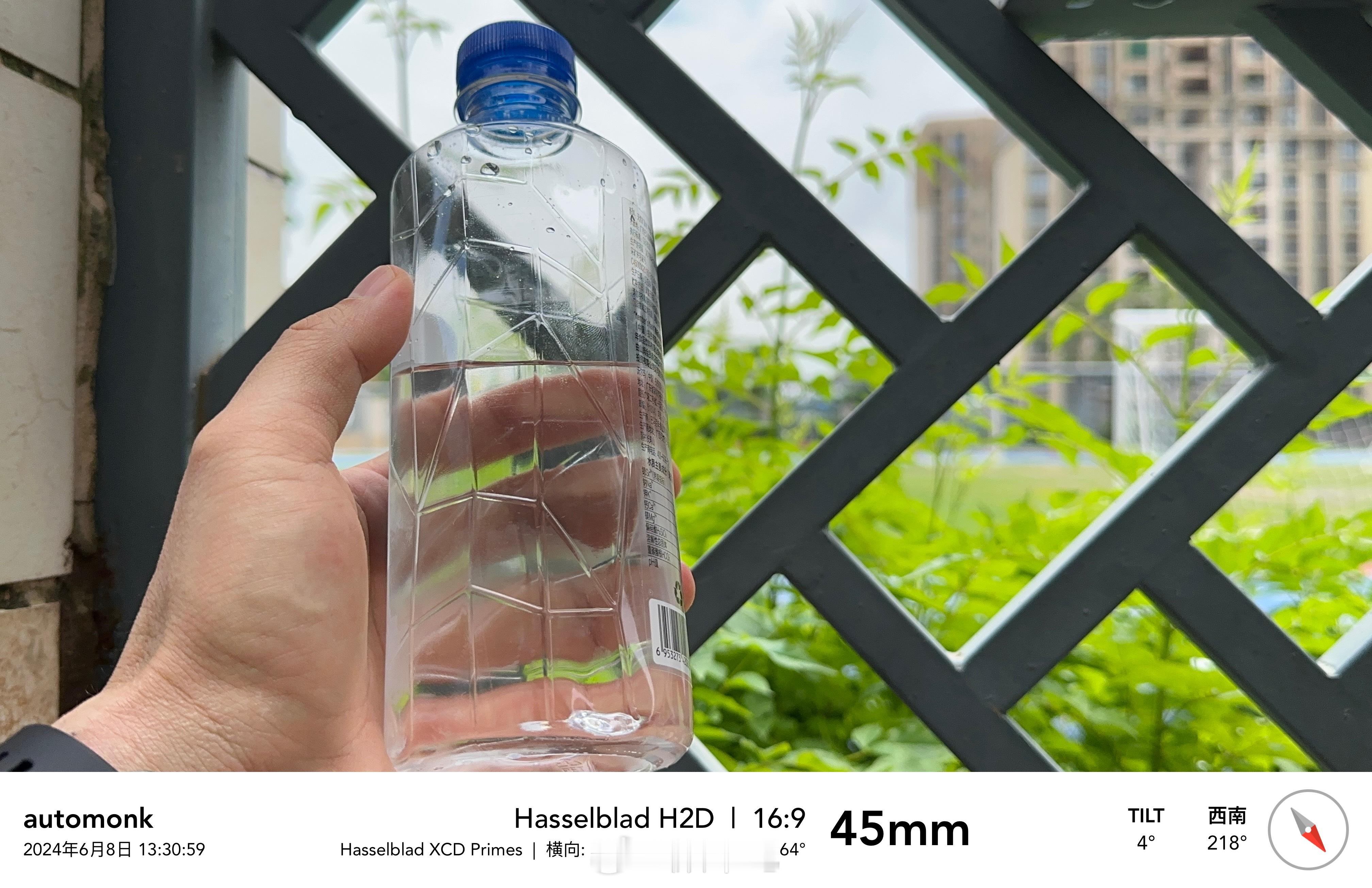 最近深圳连绵不断的阴雨天气，体感非常不舒服，身体都不通透，大中午顶着闷热、潮湿天