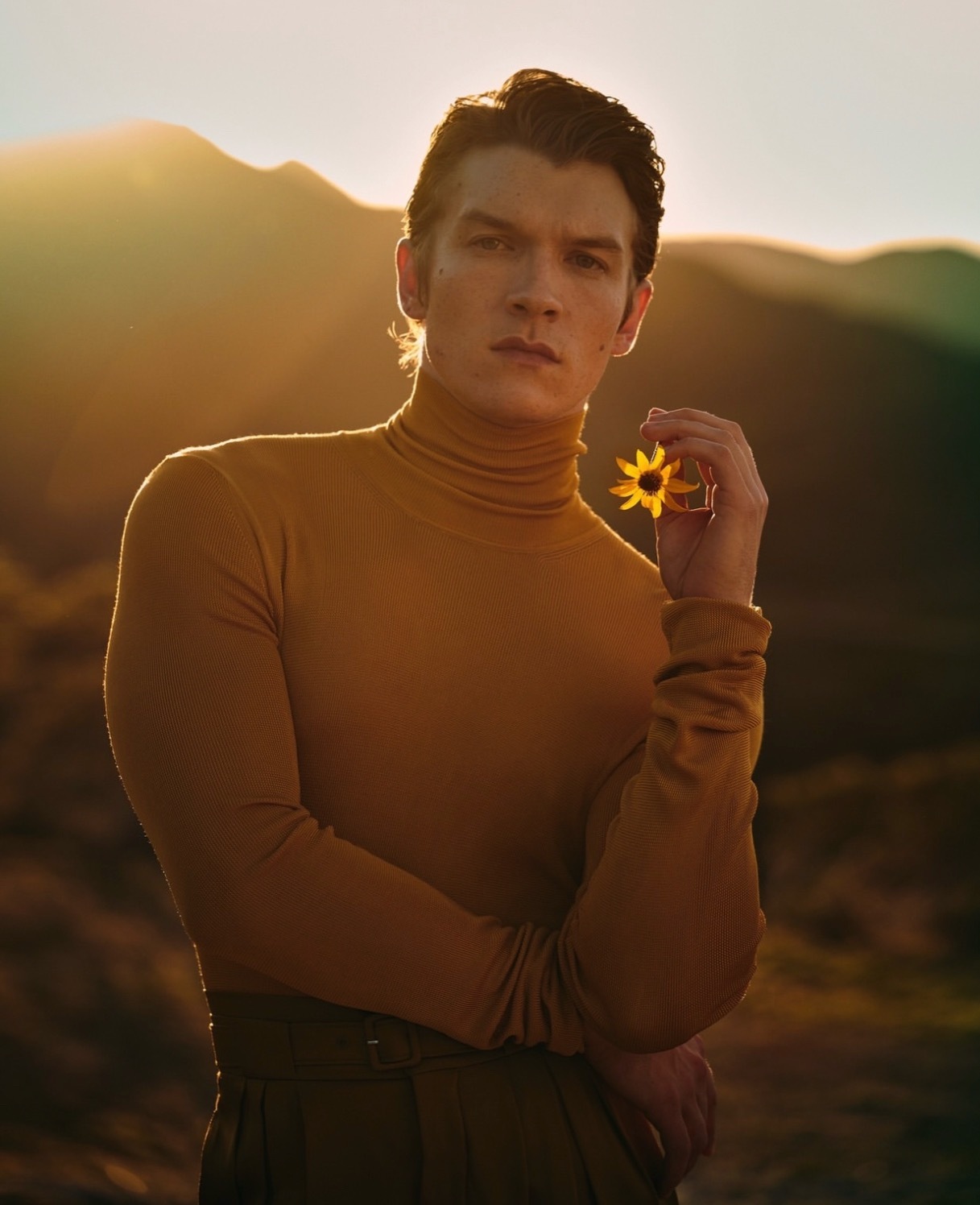 封面大赏 《巅峰对决》男演员 Connor Storrie ｜阿德里亚版 VOG