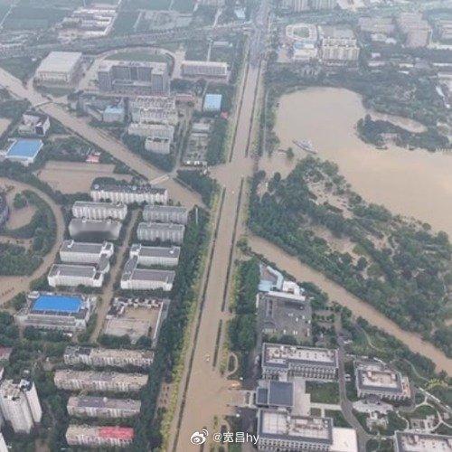 河南周口严禁拖车汽修趁灾涨价共同面对困难 西安·华严寺
