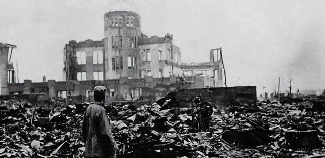 一旦日本宣布放弃“无核三原则”，并且把自己制造核弹列为国家目标，那我们一再引以为