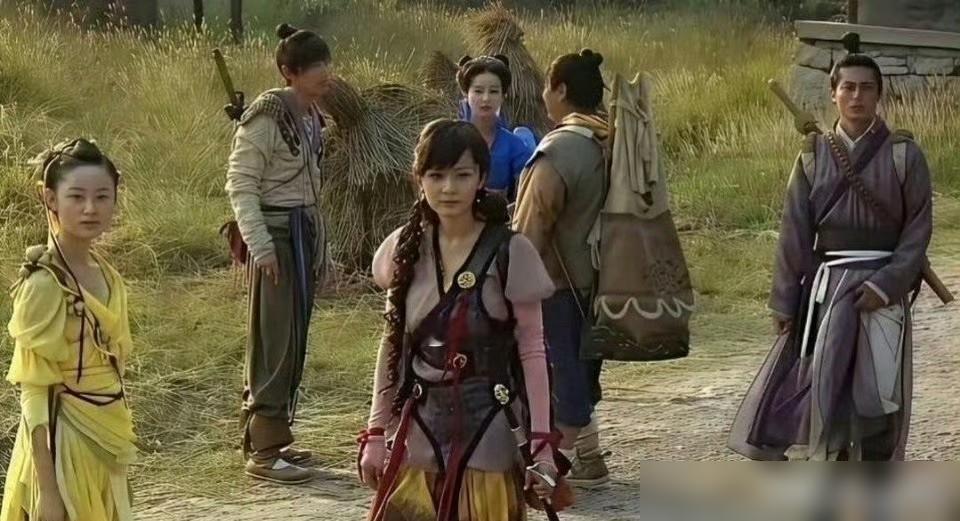 都说《仙剑三》穷，到底有多穷？

2009年，这剧播出。

同年，《我的团长我的