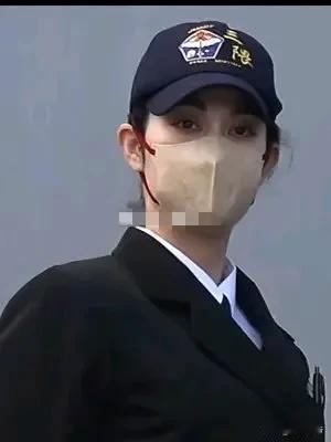 近日，根据日本媒体报道，曾于今年7月擅闯我国领海的日本凉月号女舰长端木百惠，已经
