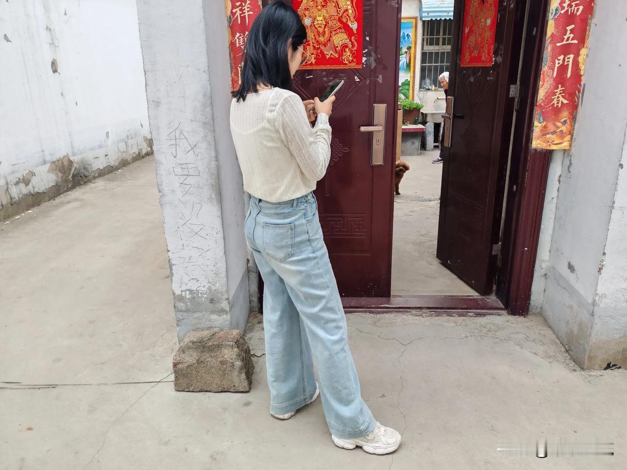 戳这里，一起来集邮>实在理解不了年轻人的生活，难道吃“垃圾食品”也会有瘾吗？
在