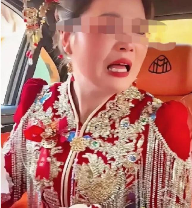 哈尔滨姑娘林婉晴远嫁南京，娘家50多人自驾19车送亲。结果婚礼当天，她掀了桌子，