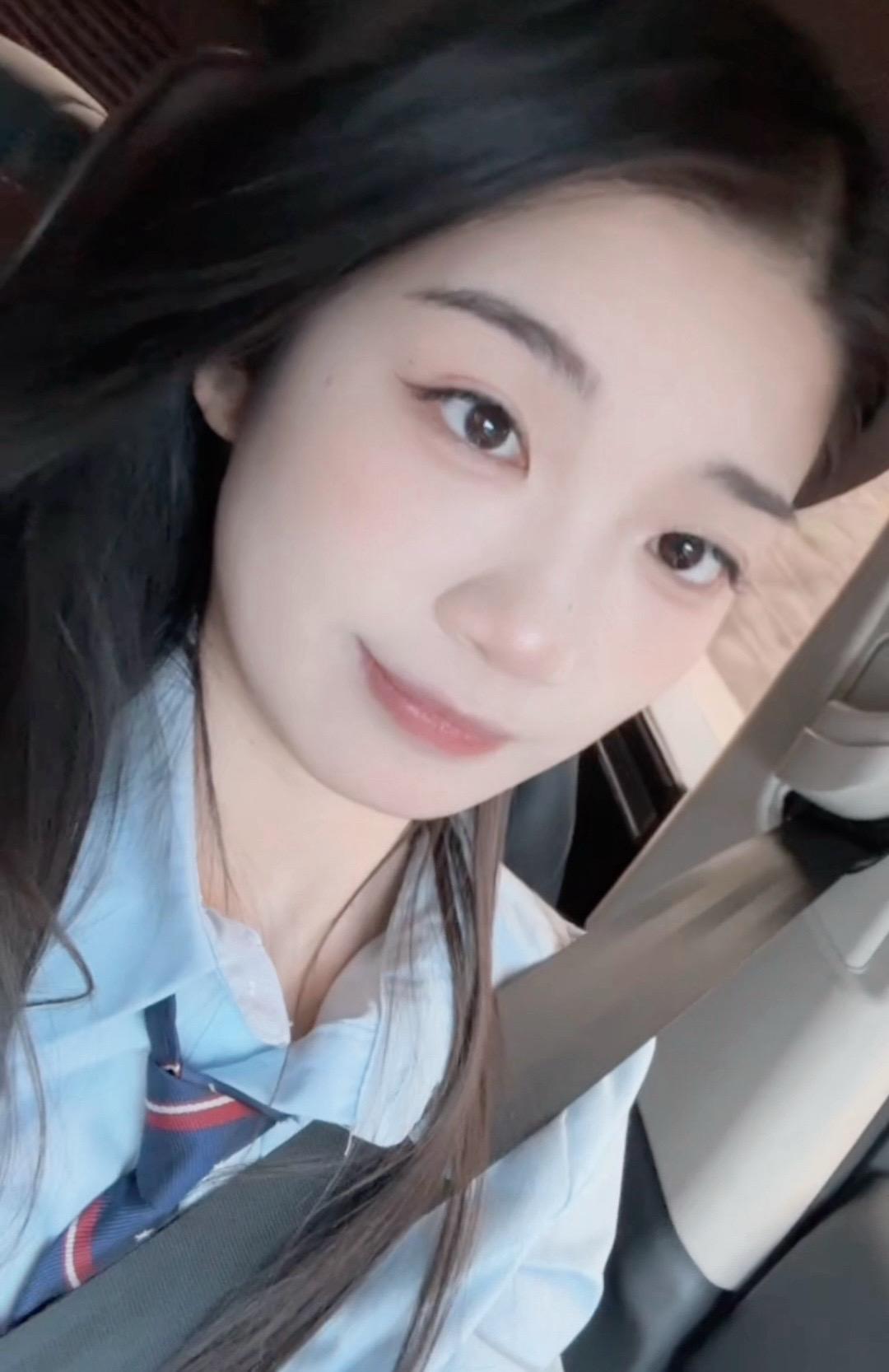 你就这样出现闯入我心里