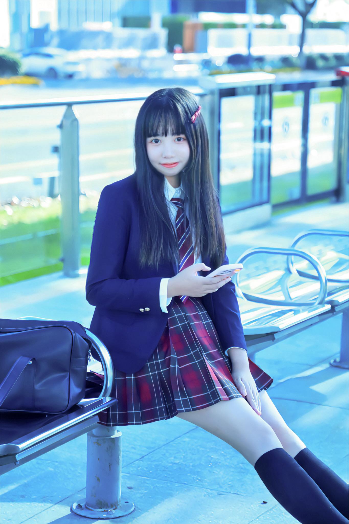 救命 这张好像吸血鬼。我好像没有发过 可能当时觉得太难看了