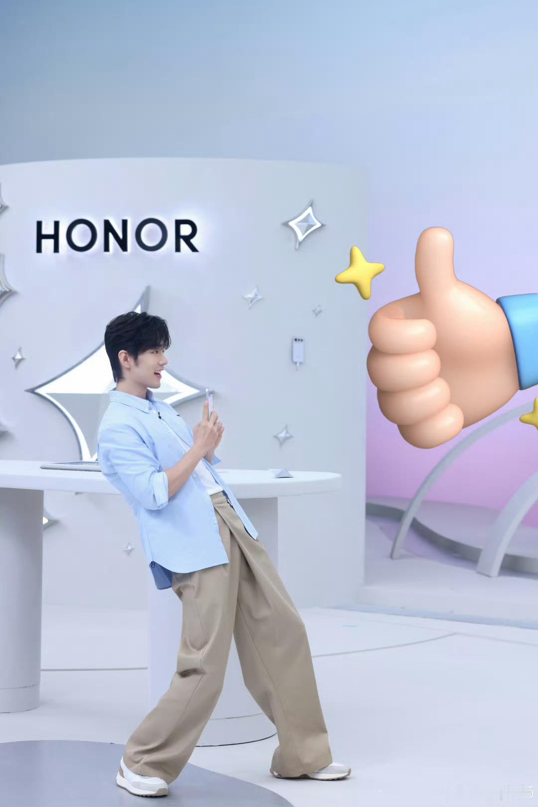 肖战拍的live图 双向暴击谁顶得住！肖战他本人是行走的顶级live图，连他拍的