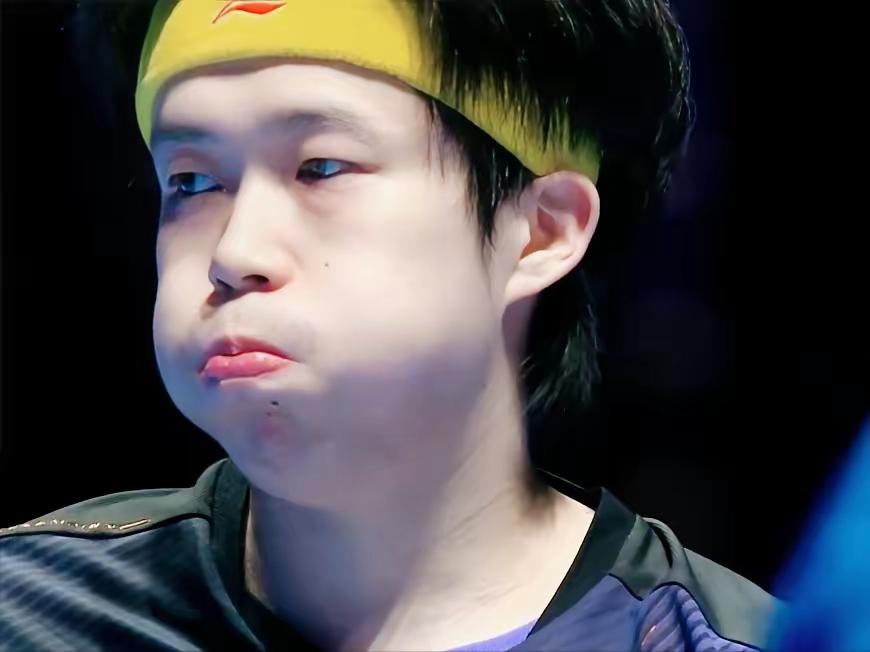 王楚钦恩师刘国正，罕见公开批评！
这场球看得人又气又急，刘国正直言他明显走神、打