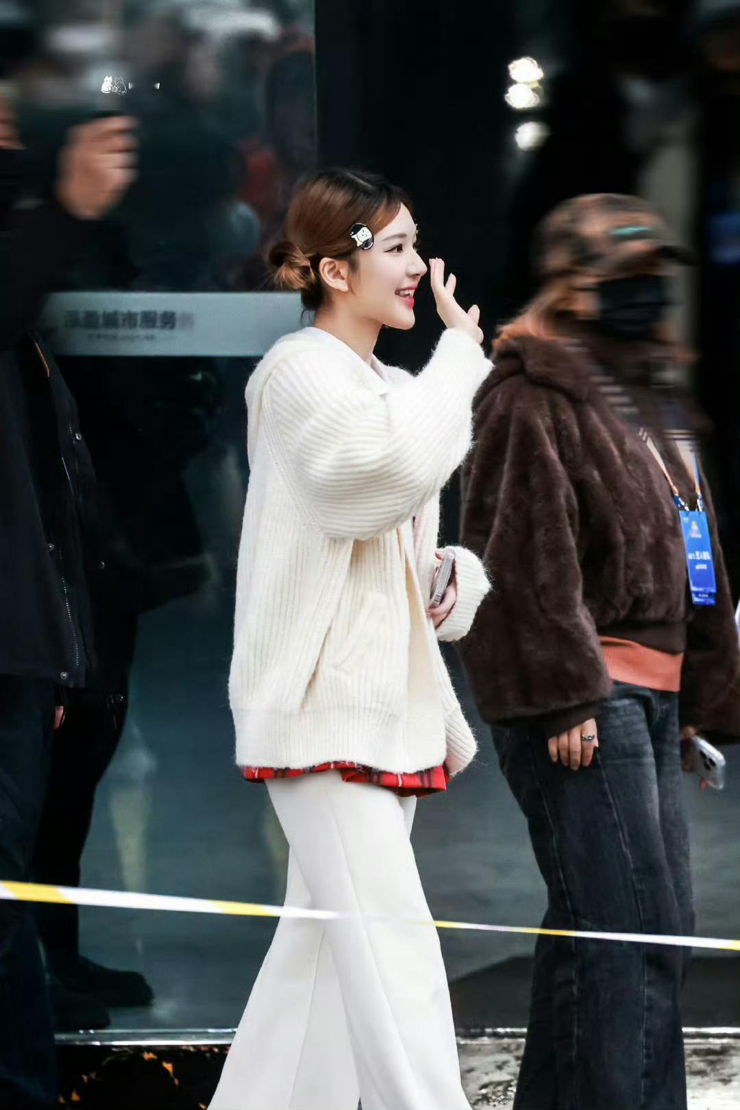 赵露思今日路透 