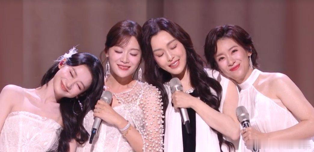 城北的花 如听仙乐耳暂明叶一茜唱城北的花也太顶了，全开麦实力在线，音色绝到离谱，