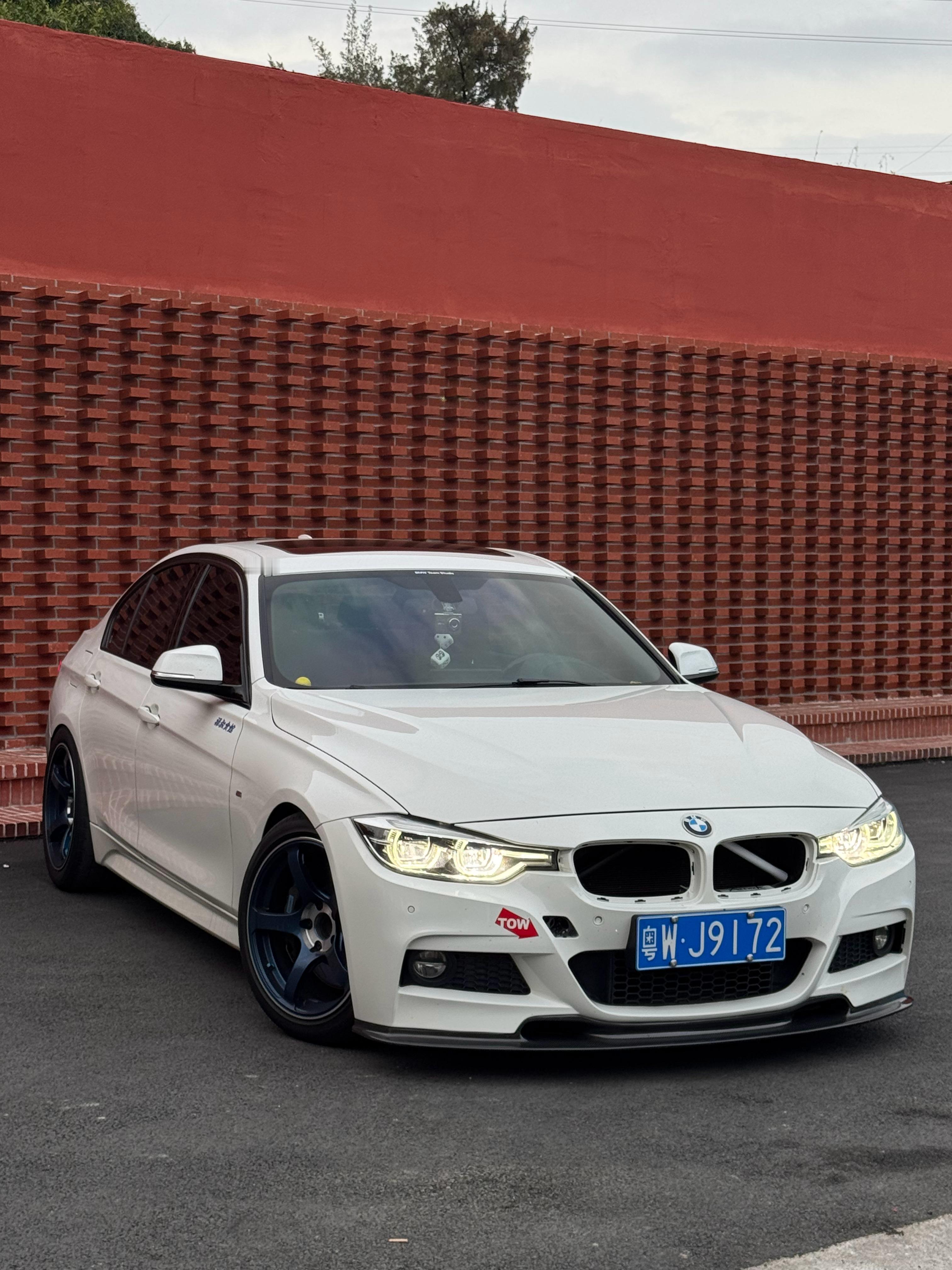 父母的不支持，对象的背叛，朋友的背刺，亲戚的嘲讽，同学的嘲笑，这是我的一生。但是