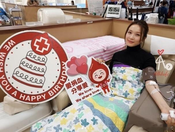 視后李佳芯（Ali）與無綫合約關係未見明朗，剛過42歲生日的她決定低調慶祝，實行
