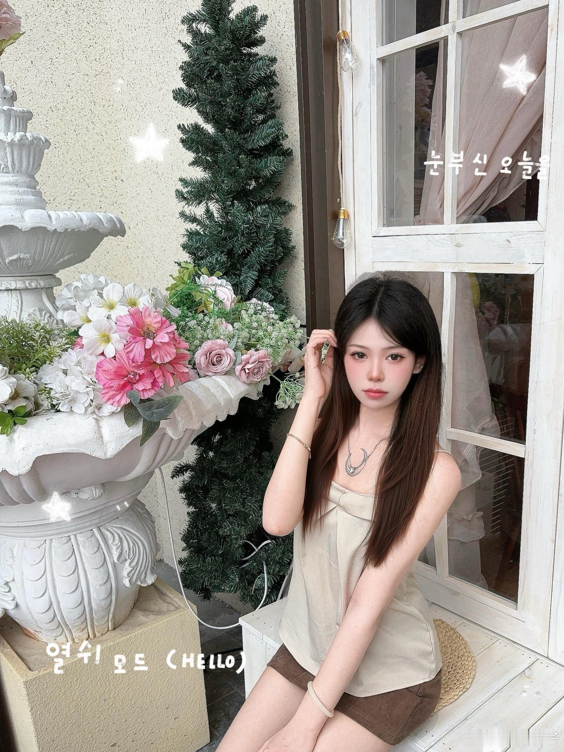 两个人去咖啡店装忧郁 结果花了280是真忧郁了 