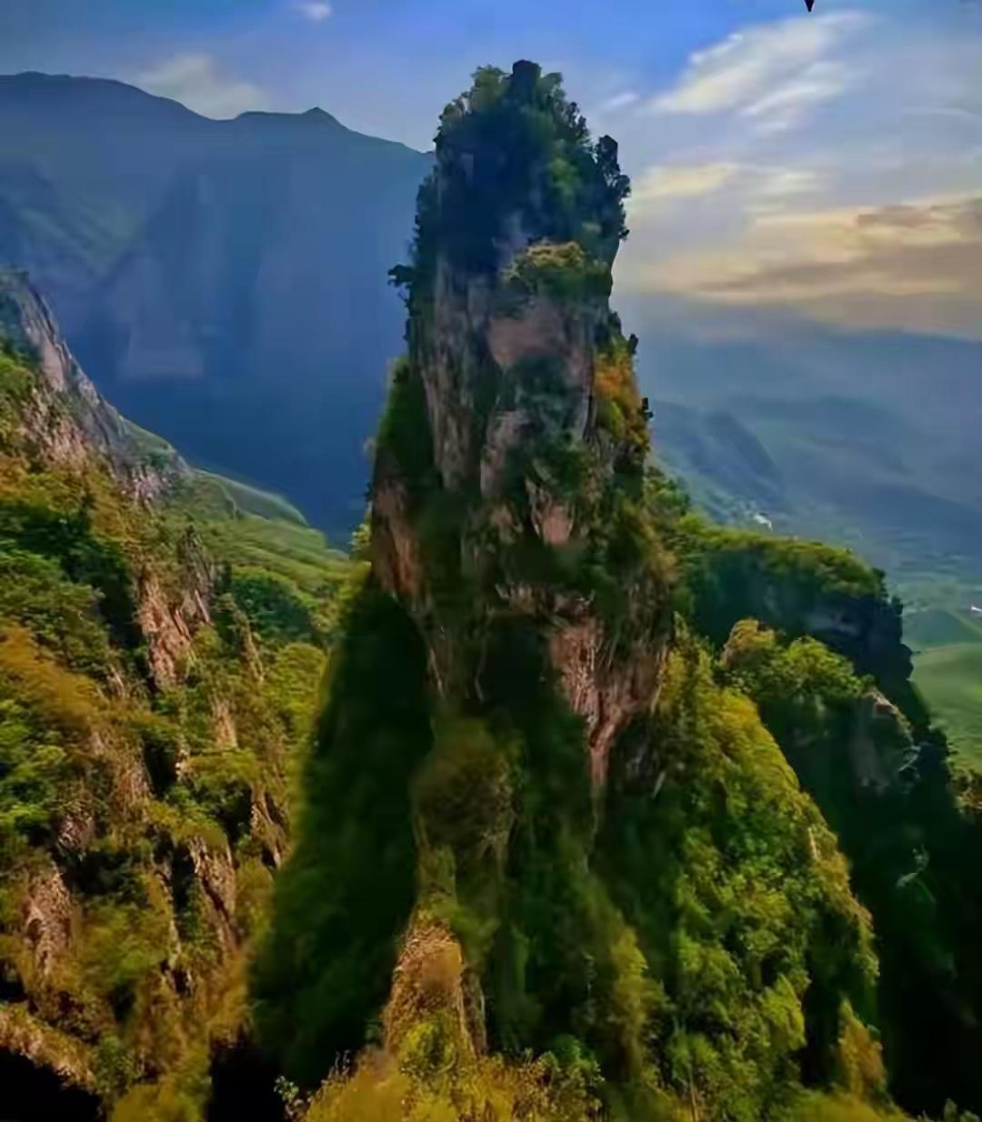 名人效应
        焦作说王维曾经登上过云台山的茱萸峰，说《九月九忆山东兄
