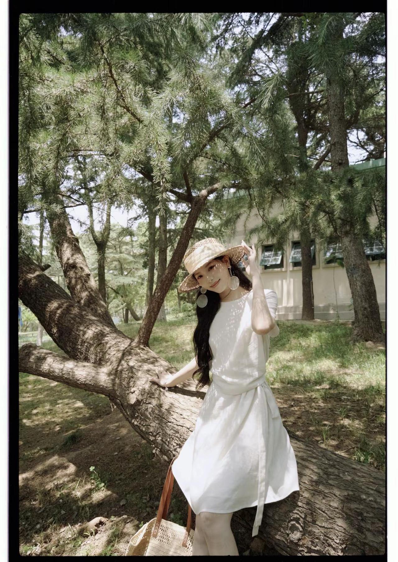 你心里 属于爱与珍惜的那一角 我永远到不了.理光 夏日穿搭 白色系 连衣裙