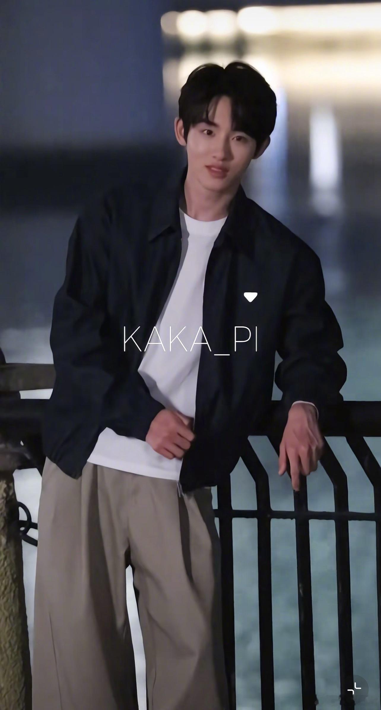 在拍现偶男主造型王安宇《想把你和时间藏起来》敖瑞鹏《不二之臣》王星越《告白》董思