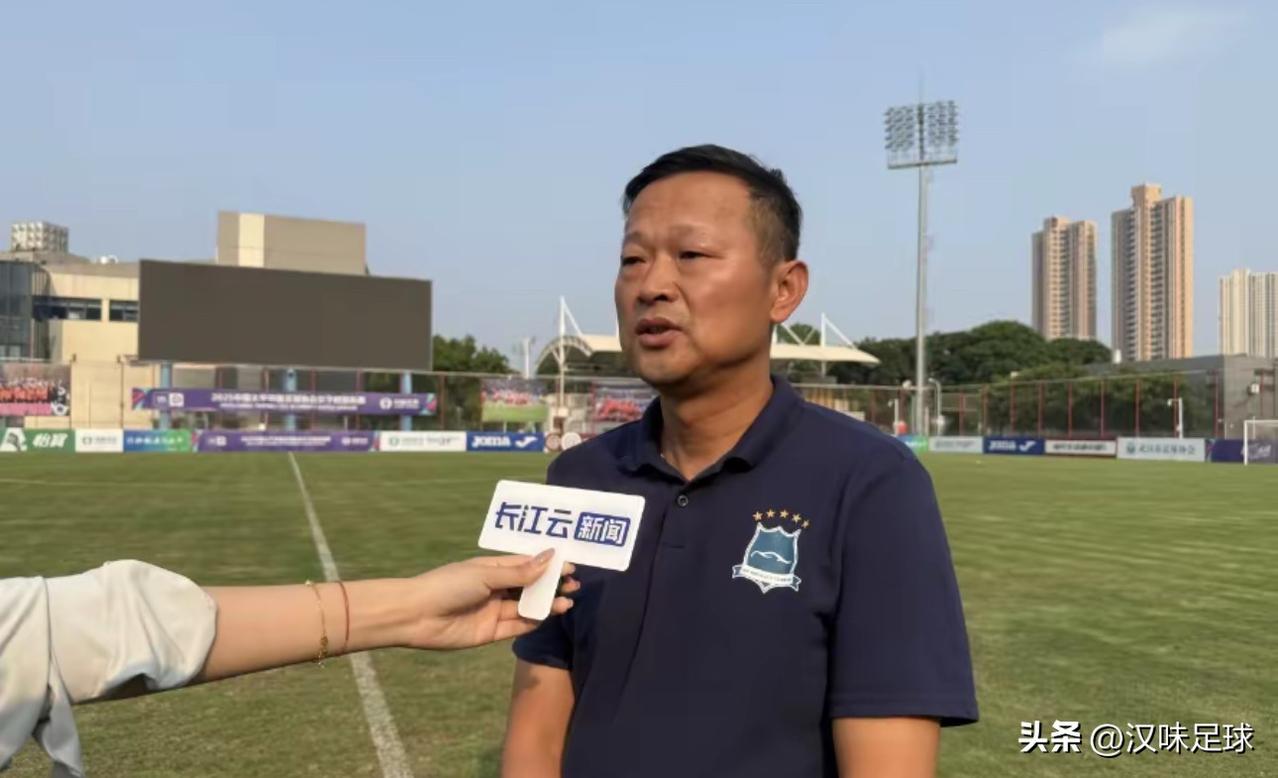 一线队全力保中超，三镇B队换帅求生，常卫巍接任扛起保级重任
 
 北京时间6月2
