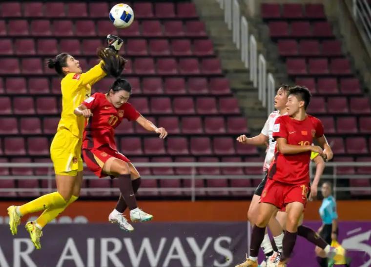 U20女足亚洲杯中国0-2日本无缘决赛！差距悬殊暴露问题，青春风暴仍需沉淀北京时