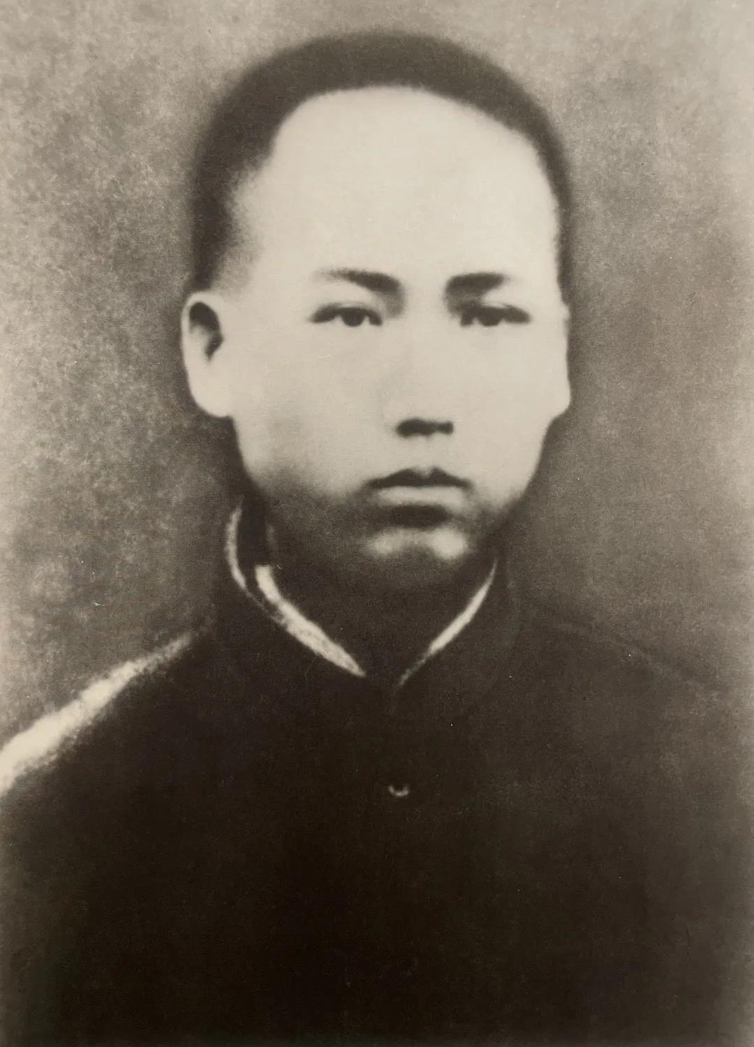 历史上的今日  1893年１ ２ 月 ２ ６ 日 　 出 生 于 湖 南 省 湘