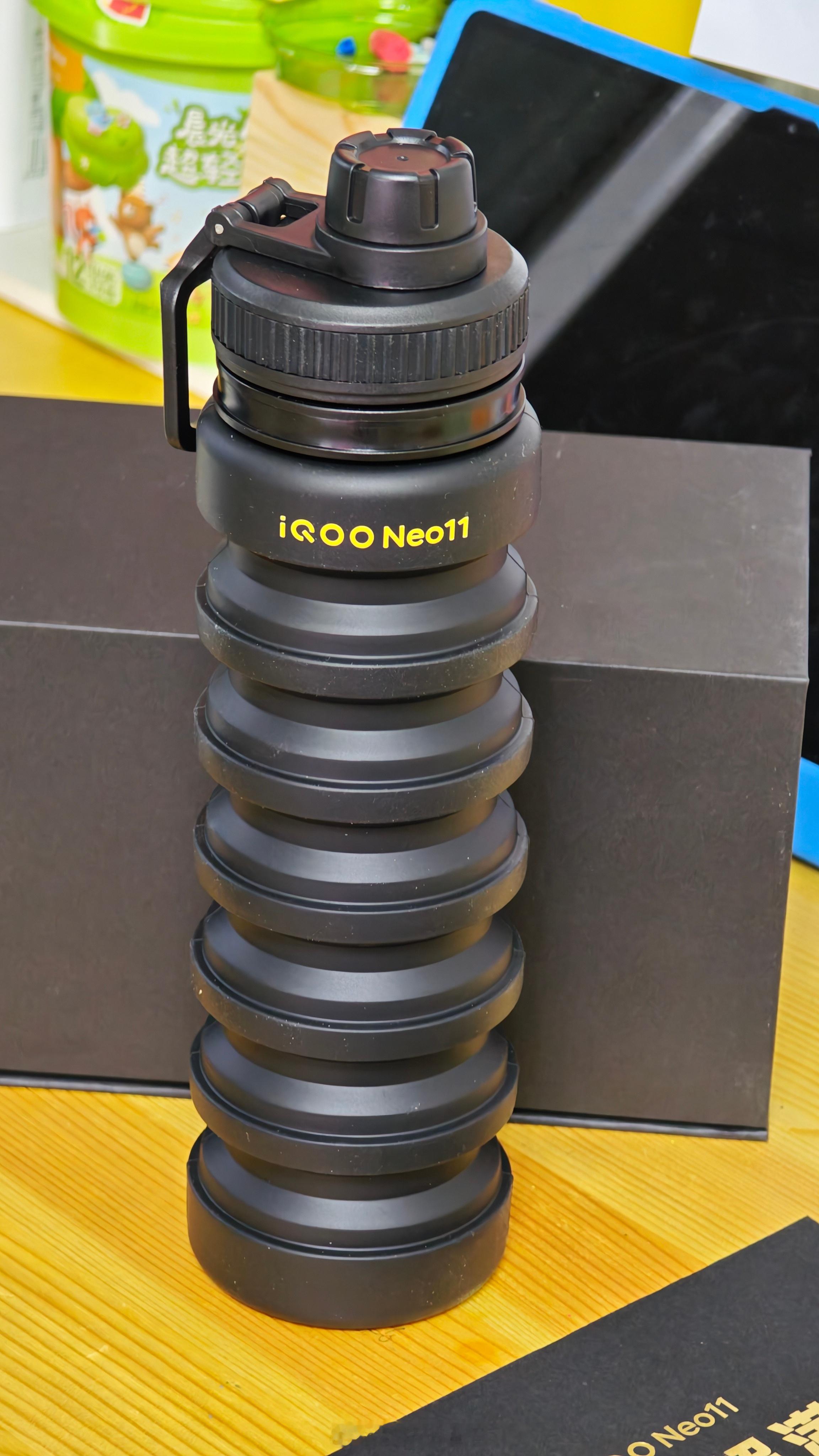 收到IQOO Neo11的邀请函了这个杯可是够大还是什拉式的水杯寓意我猜是：一杯