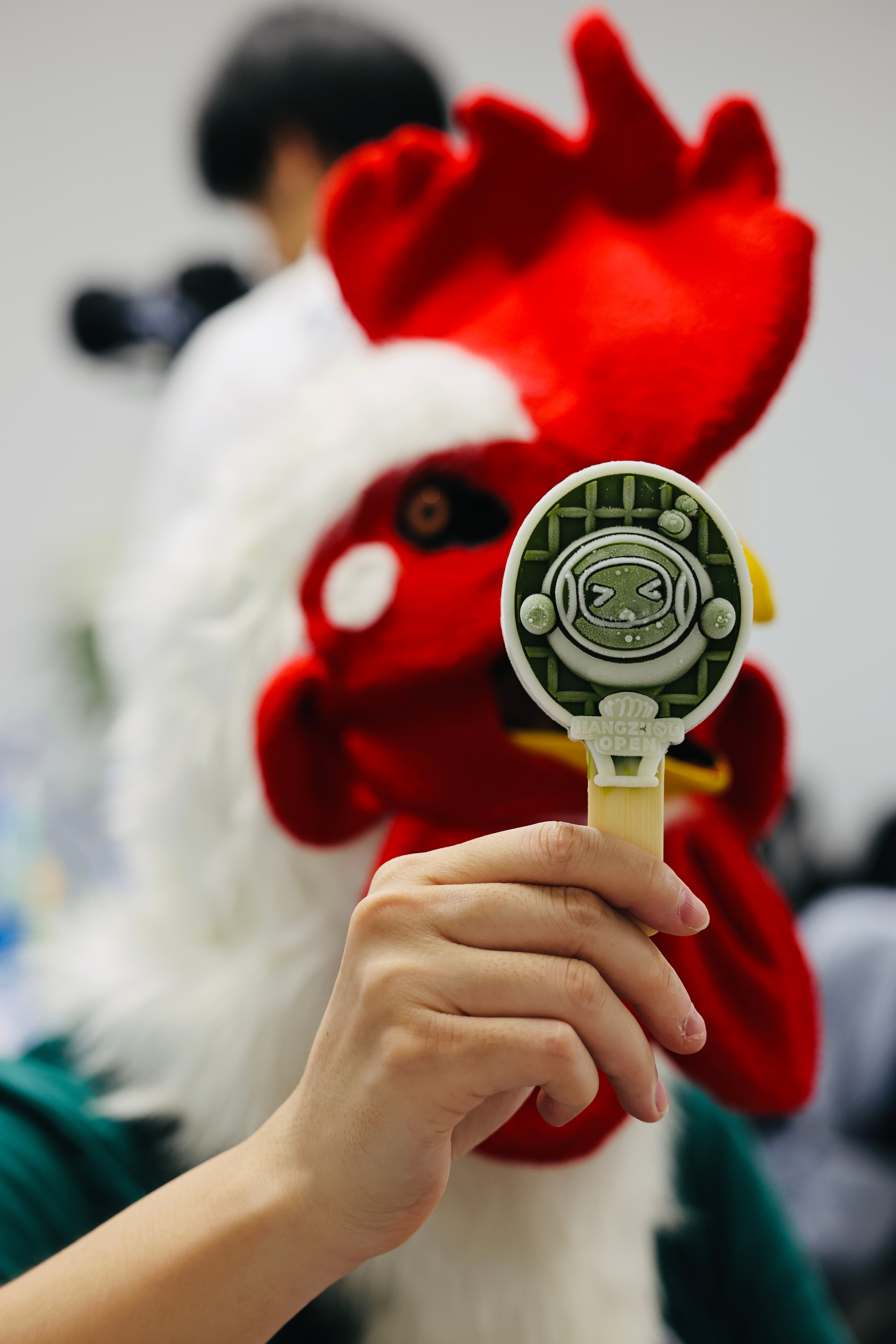 吃到了杭州赛的网球拍文创雪糕，猜猜一根多少money🍦杭州网球公开赛热点现场 