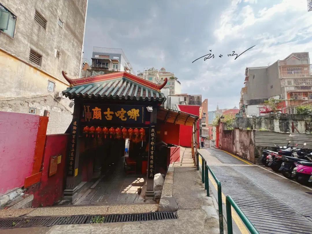 说到我国的澳门特别行政区，肯定很多人马上就会想到这里发达的经济以及丰富多彩的娱乐